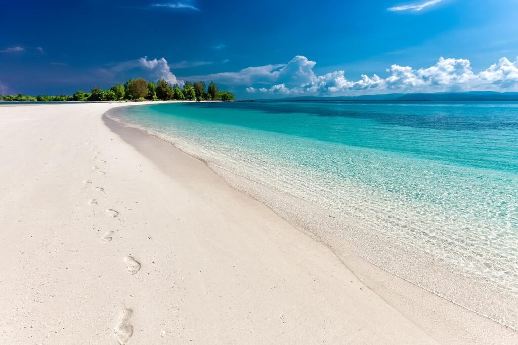 beach, sea, footprints, sand, sandy beach, nature, seashore, shore, coast, coastline, shoreline, tropical island, landscape, tropical, white sand beach, travel, indonesia